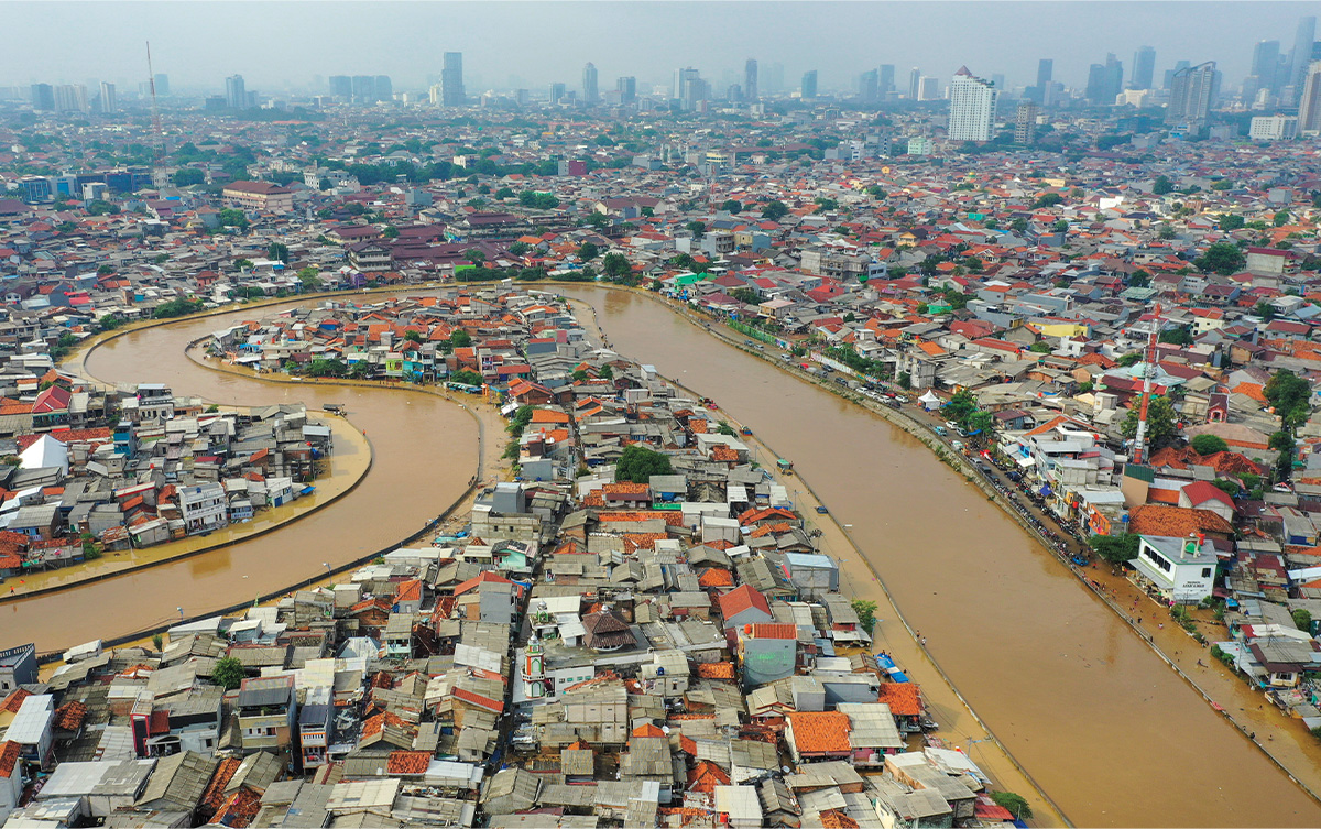 A bird&apos;s eye view of Jakarta, Indonesia and its flooding